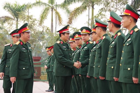 toan-quan-tiep-tuc-nang-cao-chat-luong-huan-luyen-san-sang-chien-dau-trong-dieu-kien-phong-chong-dich-covid-19
