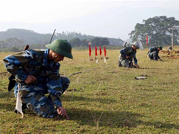 tong-cong-ty-acc-bao-cao-nang-luc-va-ket-qua-su-dung-giay-phep-hanh-nghe-khao-sat-do-tim-xu-ly-bom-min-vat-no