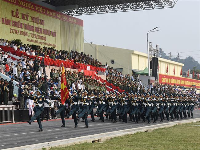 tong-duyet-le-ky-niem-70-nam-chien-thang-dien-bien-phu