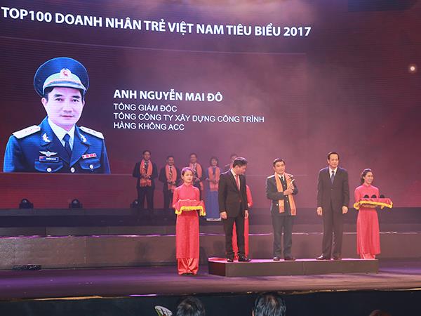 trao-giai-thuong-sao-do-doanh-nhan-tre-viet-nam-tieu-bieu-nam-2017