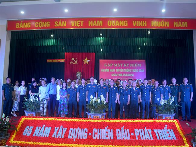 trung-doan-280-gap-mat-65-nam-ngay-truyen-thong-25-4-1959-25-4-2024