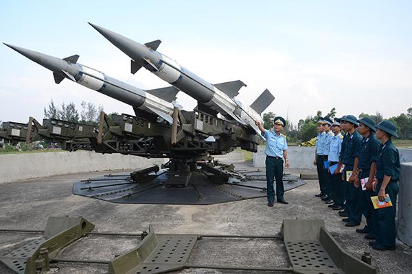 trung-doan-282-su-doan-375-nang-cao-chat-luong-hoc-ngoai-ngu