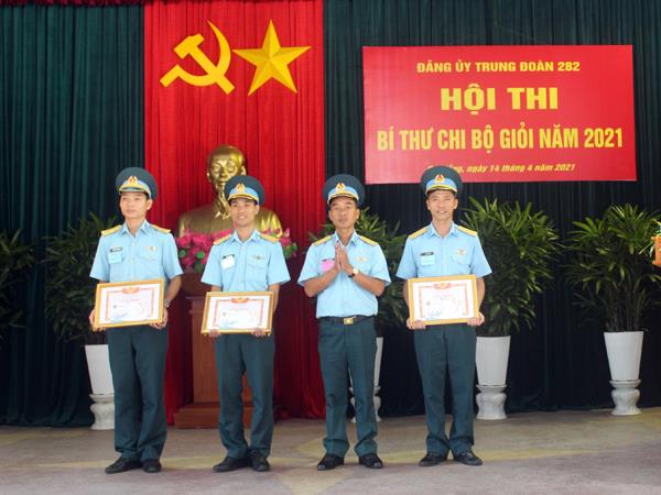 trung-doan-282-va-trung-doan-292-to-chuc-hoi-thi-bi-thu-chi-bo-gioi-nam-2021