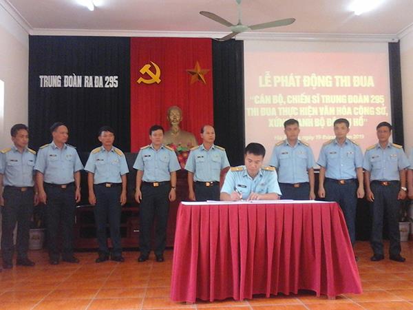 trung-doan-295-phat-dong-phong-trao-thi-dua-thuc-hien-van-hoa-cong-so-xung-danh-“bo-doi-cu-ho”