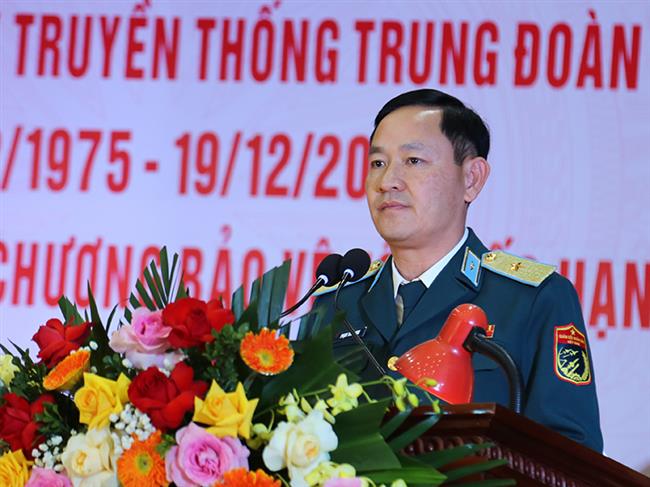 trung-doan-916-ky-niem-50-nam-ngay-truyen-thong-va-don-nhan-huan-chuong-bao-ve-to-quoc-hang-ba