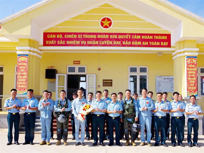 trung-doan-920-to-chuc-thanh-cong-ban-bay-can-bo