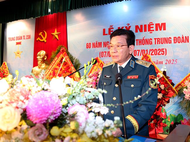 trung-doan-ten-lua-236-to-chuc-le-ky-niem-60-nam-ngay-truyen-thong-7-1-1965-7-1-2025