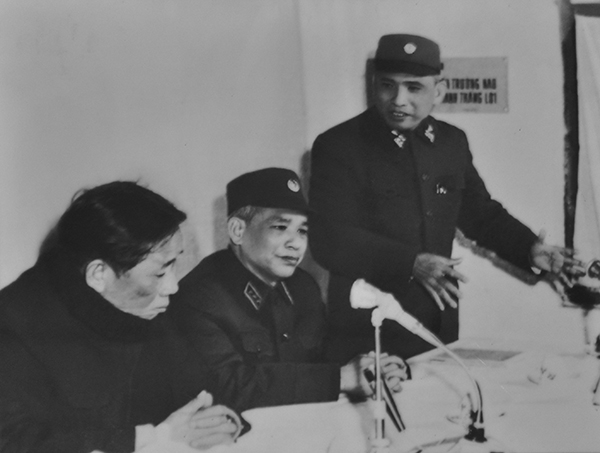 trung-tuong-le-van-tri-vi-tuong-tai-thoi-tran-mac
