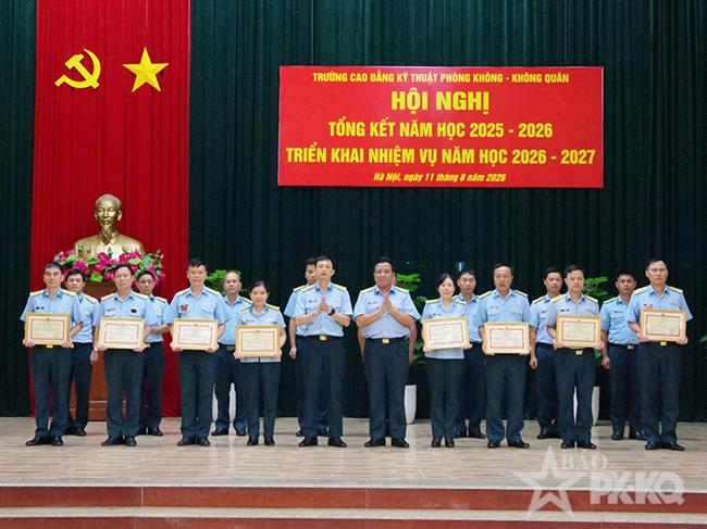 truong-cao-dang-ky-thuat-phong-khong-khong-quan-tong-ket-nam-hoc-2025-2026