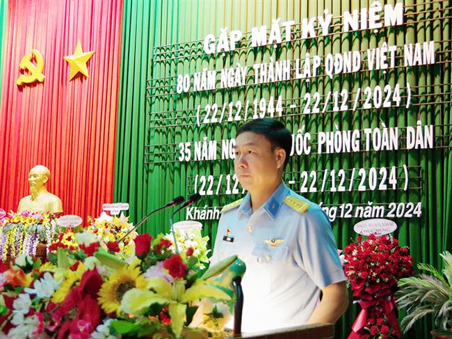 truong-si-quan-khong-quan-to-chuc-gap-mat-ky-niem-80-nam-ngay-thanh-lap-quan-doi-nhan-dan-viet-nam-va-35-nam-ngay-hoi-quoc-phong-toan-dan