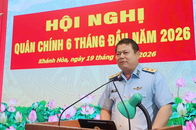 truong-si-quan-khong-quan-to-chuc-hoi-nghi-quan-chinh-6-thang-dau-nam-2026