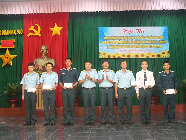 truong-si-quan-khong-quan-to-chuc-nhieu-hoat-dong-y-nghia-trong-“thang-thanh-nien-2019”