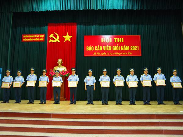 truong-trung-cap-ky-thuat-phong-khong-khong-quan-to-chuc-hoi-thi-bao-cao-vien-gioi-nam-2021