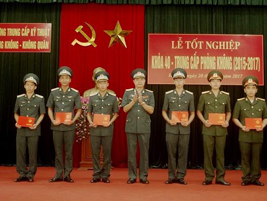 truong-trung-cap-ky-thuat-pk-kq-to-chuc-le-tot-nghiep-dao-tao-trung-cap-phong-khong-khoa-40