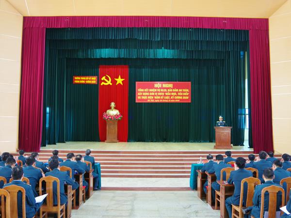 truong-trung-cap-ky-thuat-pk-kq-tong-ket-nhiem-vu-huan-luyen-chien-dau-bao-dam-an-toan-xay-dung-don-vi-vung-manh-toan-dien-“mau-muc-tieu-bieu”