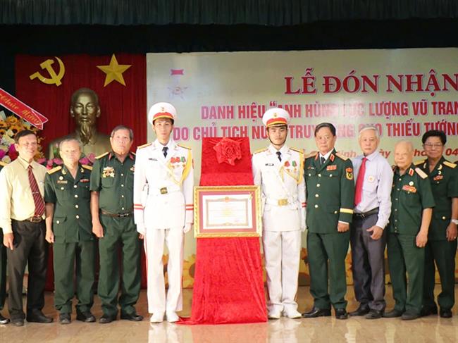 truy-tang-danh-hieu-anh-hung-luc-luong-vu-trang-nhan-dan-cho-thieu-tuong-hoang-the-thien