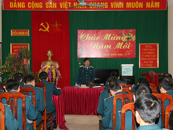 tu-lenh-quan-chung-pk-kq-kiem-tra-chuc-tet-tai-su-doan-371-va-su-doan-361