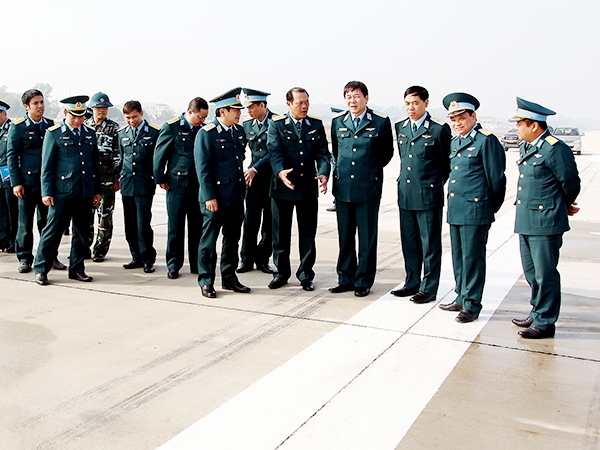 tu-lenh-quan-chung-pk-kq-kiem-tra-va-chuc-tet-trung-doan-927