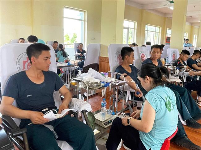 tuoi-tre-su-doan-363-tham-gia-hien-mau-tinh-nguyen-nam-2026