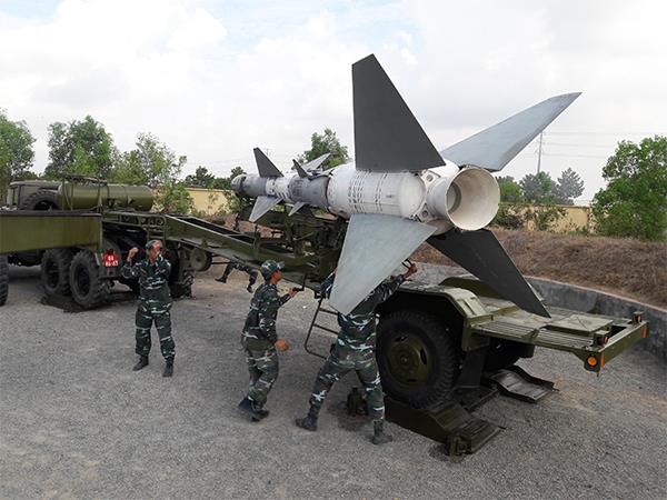 viet-tiep-truyen-thong-doan-quang-trung-anh-hung