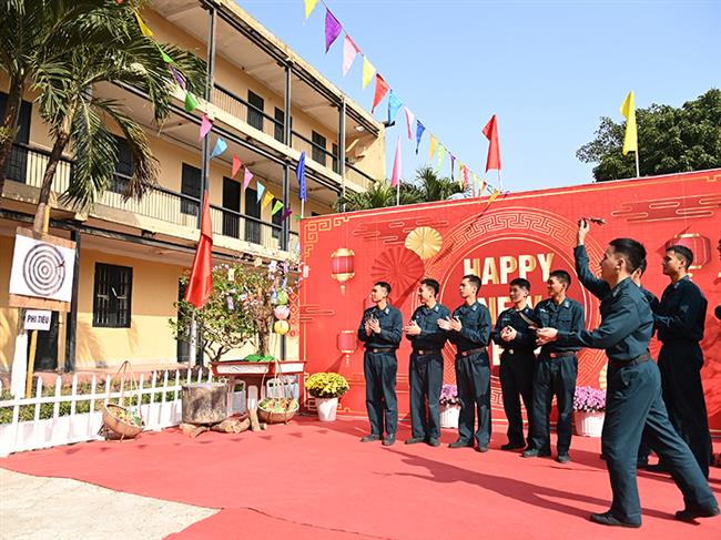 vui-xuan-an-toan-san-sang-chien-dau-cao-o-lu-doan-thong-tin-26