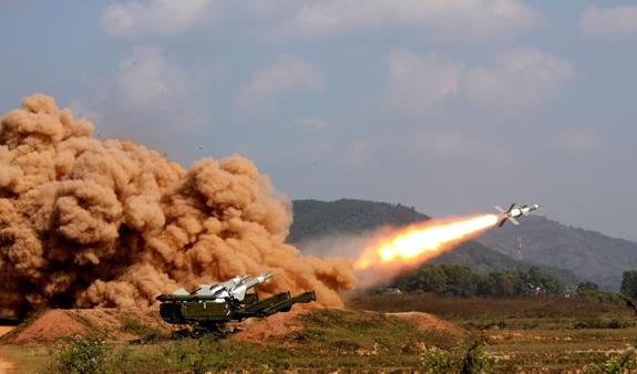 xay-dung-quan-doi-tinh-gon-manh-tien-len-hien-dai-la-tat-yeu-khach-quan