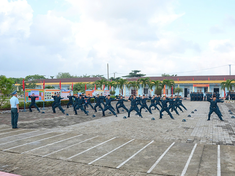 Trung đoàn 224 tổ chức kiểm tra kết thúc huấn luyện giai đoạn I năm 2026
