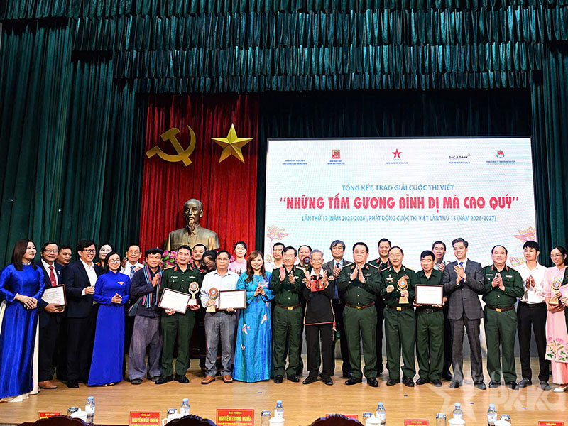 Tác giả Lê Kim Phượng ghi dấu ấn với tác phẩm viết về nhà khoa học trí tuệ nhân tạo