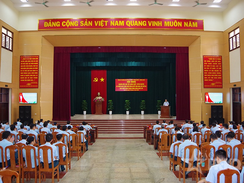 Đảng ủy Trường Cao đẳng Kỹ thuật Phòng không-Không quân tổ chức Hội nghị nghiên cứu, học tập, quán triệt, tuyên truyền và triển khai thực hiện Nghị quyết Hội nghị lần thứ ba Ban Chấp hành Trung ương Đảng khóa XIV