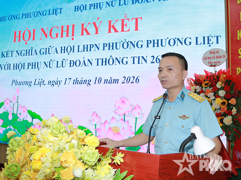 Hội Phụ nữ Lữ đoàn 26 và Hội Phụ nữ phường Phương Liệt, TP Hà Nội ký kết giao ước kết nghĩa