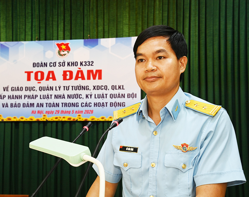 Đo&agrave;n cơ sở K332 toạ đ&agrave;m về gi&aacute;o dục, quản l&yacute; tư tưởng, x&acirc;y dựng ch&iacute;nh quy, quản l&yacute; kỷ luật, chấp h&agrave;nh ph&aacute;p luật Nh&agrave; nước, kỷ luật Qu&acirc;n đội  v&agrave; bảo đảm an to&agrave;n trong c&aacute;c hoạt động