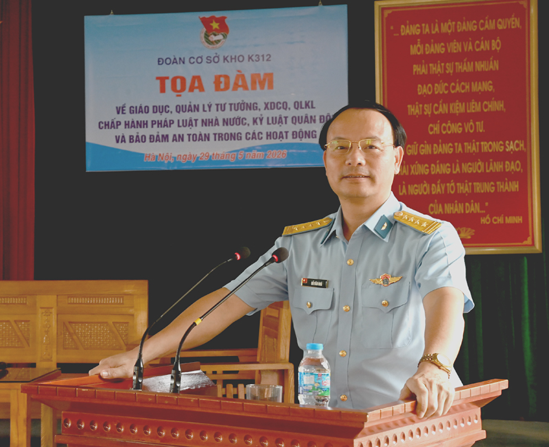 Đoàn cơ sở Kho K312 tọa đàm về giáo dục, quản lý tư tưởng, xây dựng chính quy, quản lý kỷ luật trong các hoạt động