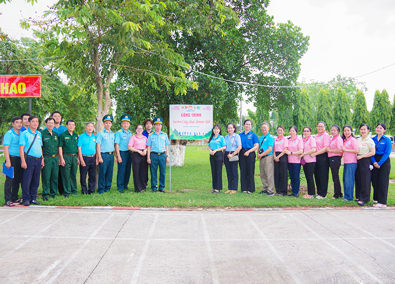 Ủy ban MTTQ phường Bảy Hiền, TP Hồ Chí Minh phối hợp cùng Trung đoàn 230 tổ chức Lễ phát động “Tết trồng cây đời đời nhớ ơn bác” năm 2026
