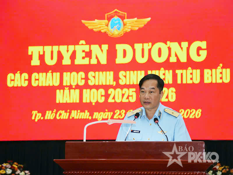 Quân chủng Phòng không - Không quân biểu dương, khen thưởng học sinh, sinh viên tiêu biểu