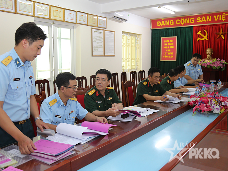 Hội đồng Phối hợp phổ biến, giáo dục pháp luật Bộ Quốc phòng kiểm tra tại các đơn vị Quân chủng Phòng không - Không quân