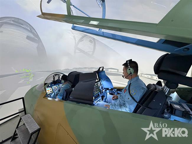 quan-chung-phong-khong-khong-quan-to-chuc-hoi-thao-bay-buong-tap-lai-su-30-nam-2026